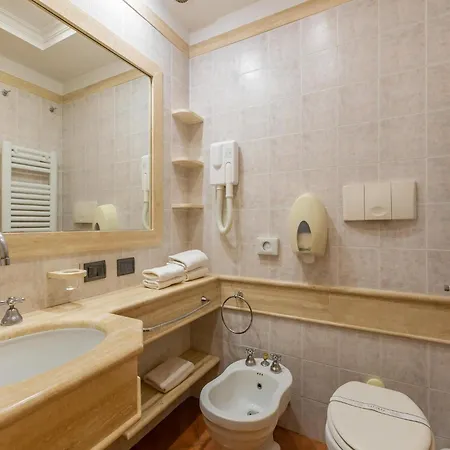Apartment Near Marco Simone Golf Rome, Cleaning Included Διαμέρισμα Ρώμη