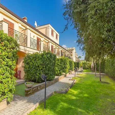 Apartment Near Marco Simone Golf Rome, Cleaning Included