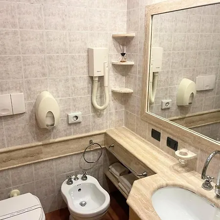Διαμέρισμα Apartment Near Marco Simone Golf Rome, Cleaning Included Ρώμη