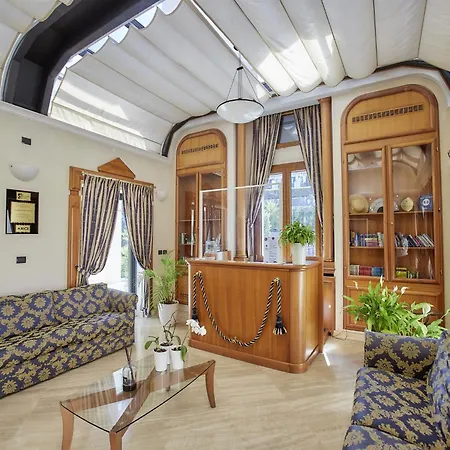 Apartment Near Marco Simone Golf Rome, Cleaning Included Διαμέρισμα *