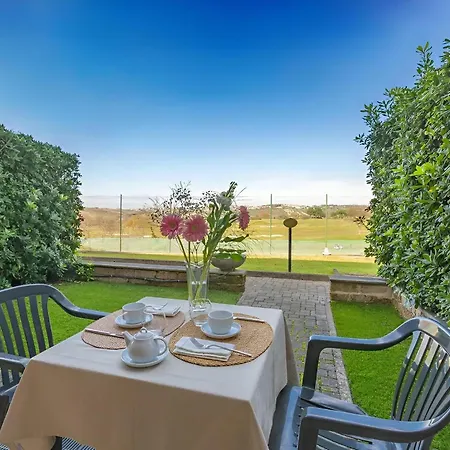 Apartment Near Marco Simone Golf Rome, Cleaning Included Διαμέρισμα